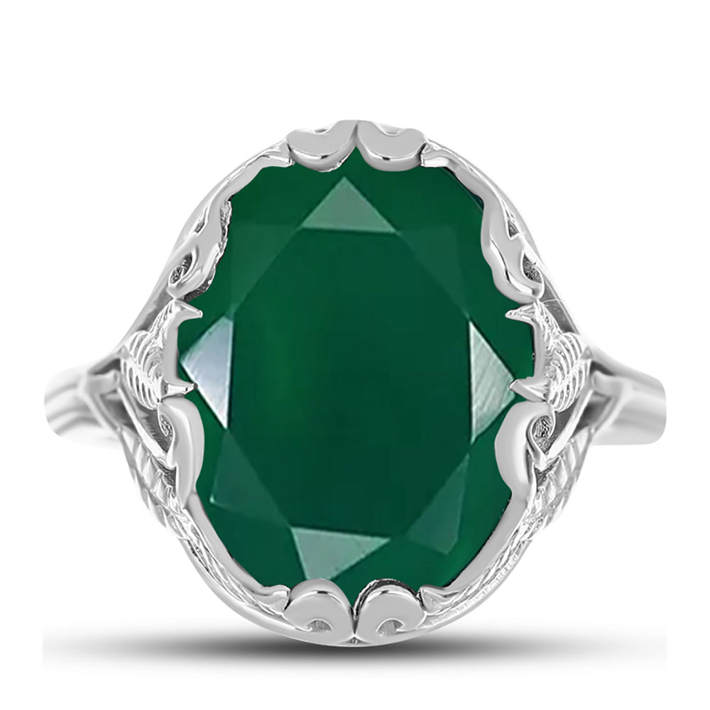 Stříbro 925/1000 - Prsten se Zeleným Chalcedonem - Karátové číslo: 7.97. přibližná hmotnost: 6.28 gramů