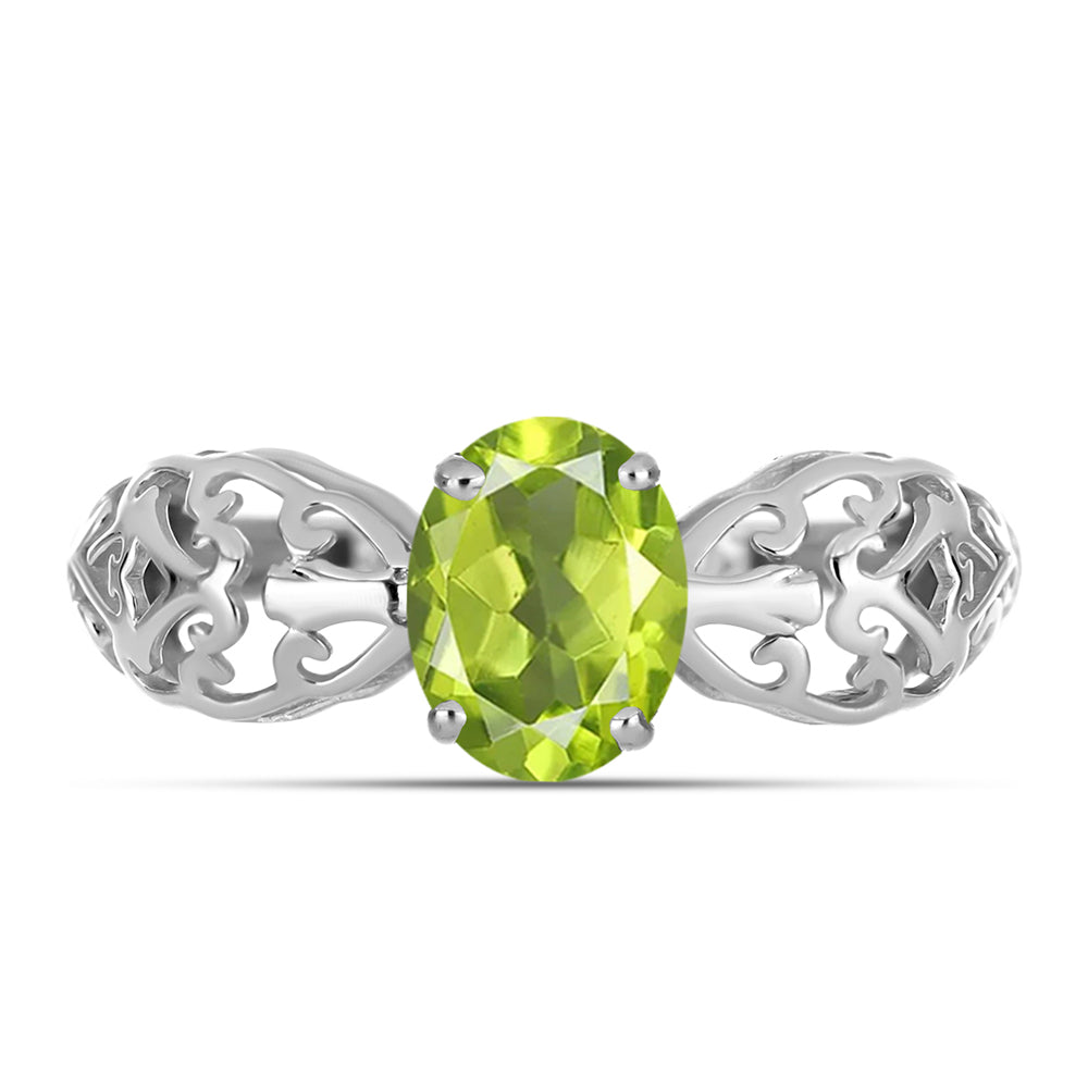 Stříbro 925/1000 - Prsten s Čchang-pajským Peridotem - Karátové číslo: 1.15. přibližná hmotnost: 1.98 gramů