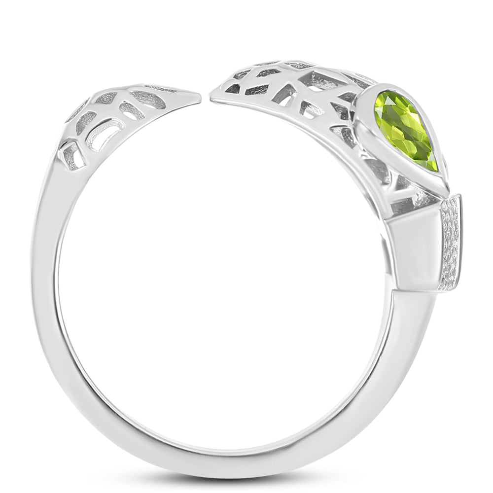 Stříbro 925/1000 - Prsten s Čchang-pajským Peridotem - Karátové číslo: 0.42. přibližná hmotnost: 3.52 gramů 3 