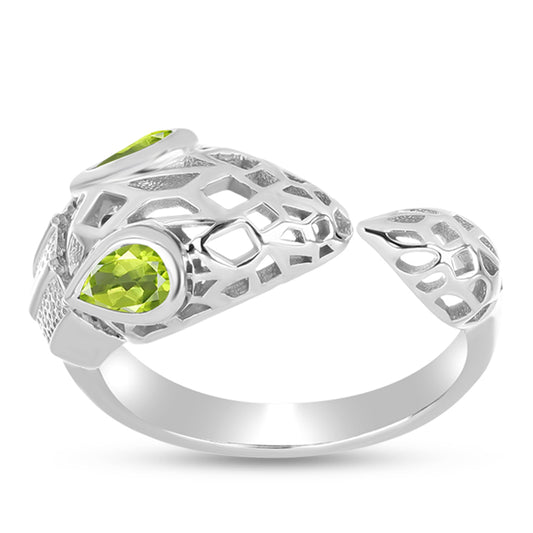 Stříbro 925/1000 - Prsten s Čchang-pajským Peridotem - Karátové číslo: 0.42. přibližná hmotnost: 3.52 gramů