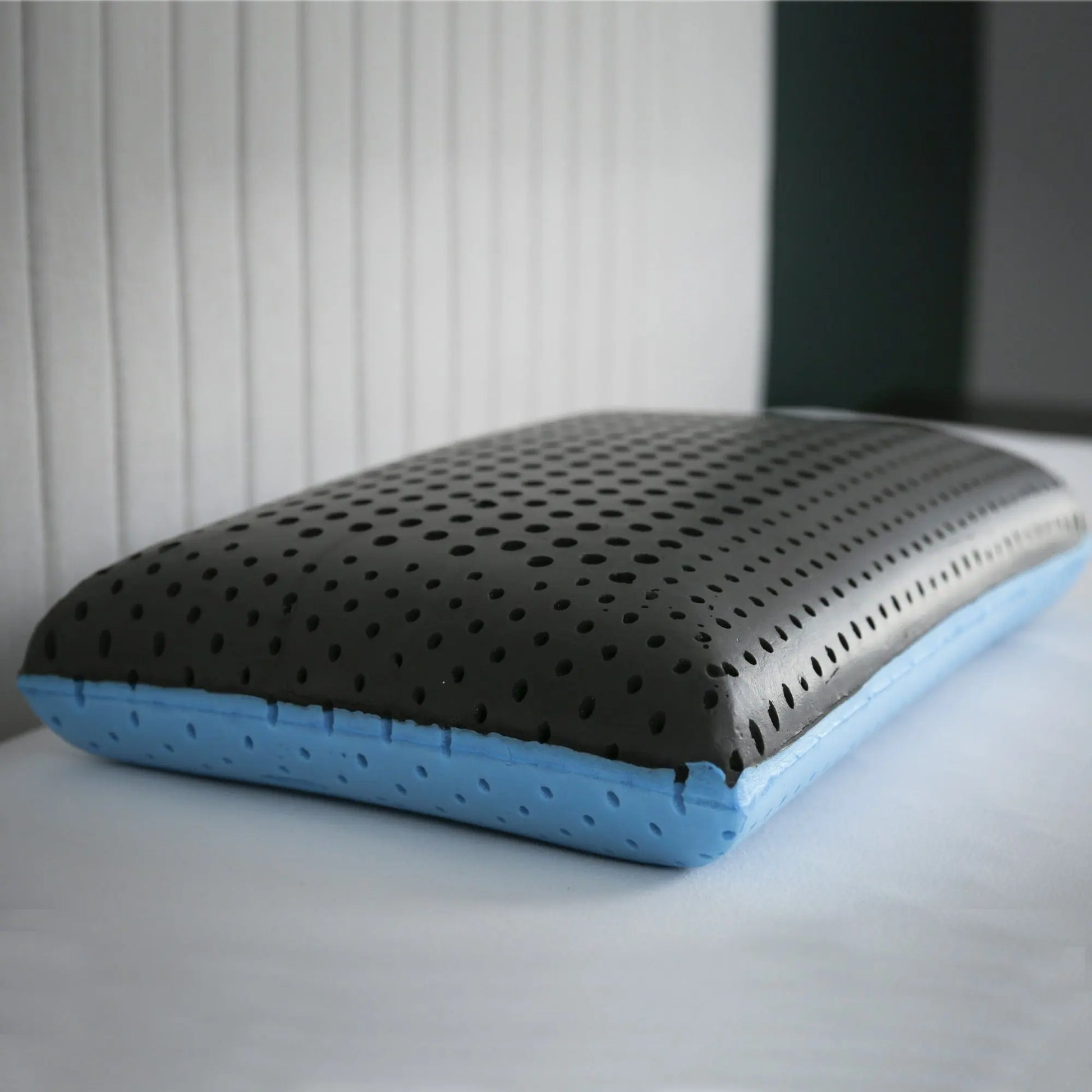 CarbonIce - ochrana proti bakteriím a chladicí polštář 7 v 1 18 