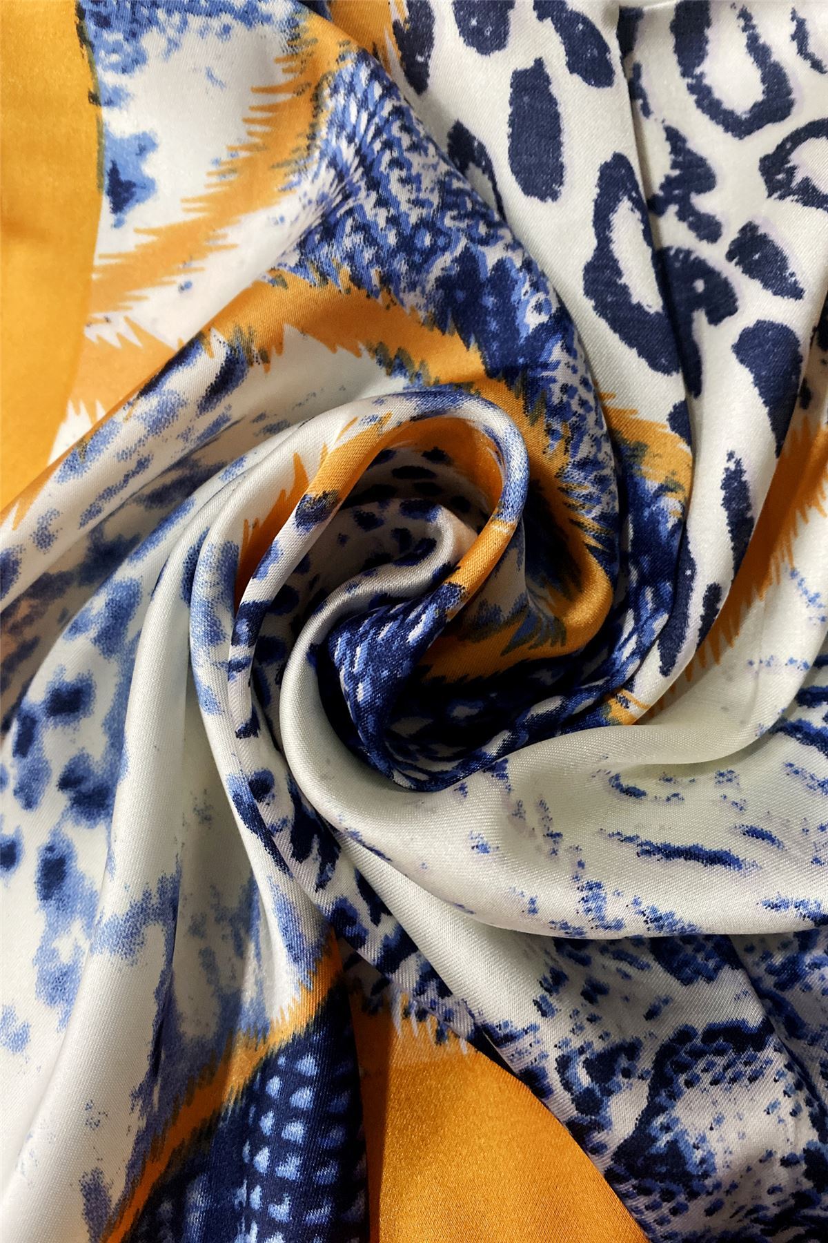 Šála-šátek s Hadím a Leopardím vzorem, modrá a oranžová, 70 cm x 70 cm