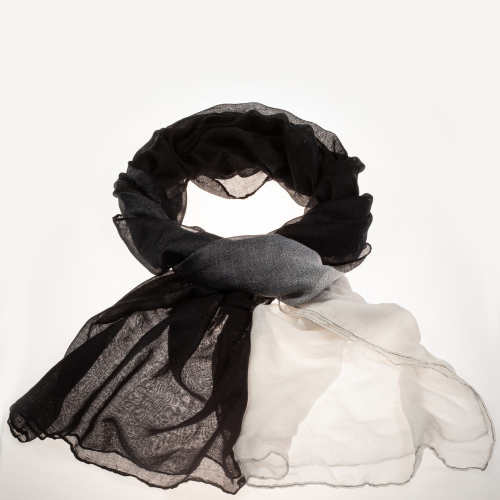 Módní šátek, 100% viskóza, 180 cm x 50 cm, BÍLO ČERNÁ - "BLACK AND WHITE"