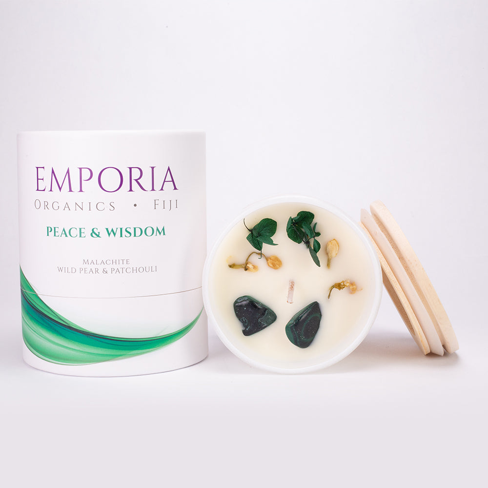 Emporia Organics Skleněná Svíčka: Fiji - PEACE & WISDOM, s Malachitem, s vůní divoké hrušky a pačuli, 100% sójový vosk, 230 g 2 
