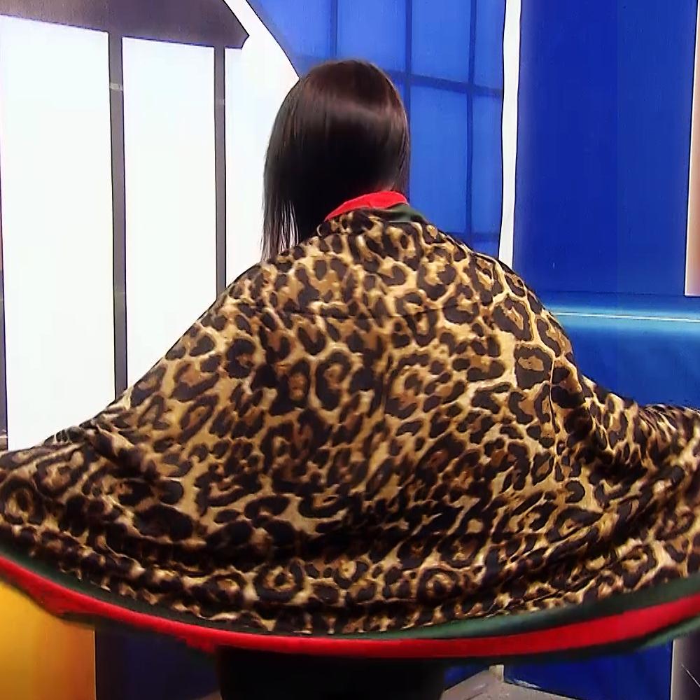 Zimní Šála-šátek 90 cm x 180 cm, Leopardí vzor se zelenými a červenými okraji 3 