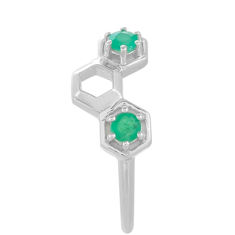 Stříbro 925/1000 - Prsten s Brazilským Smaragdem - Karátové číslo: 0.21. přibližná hmotnost: 1.75 gramů