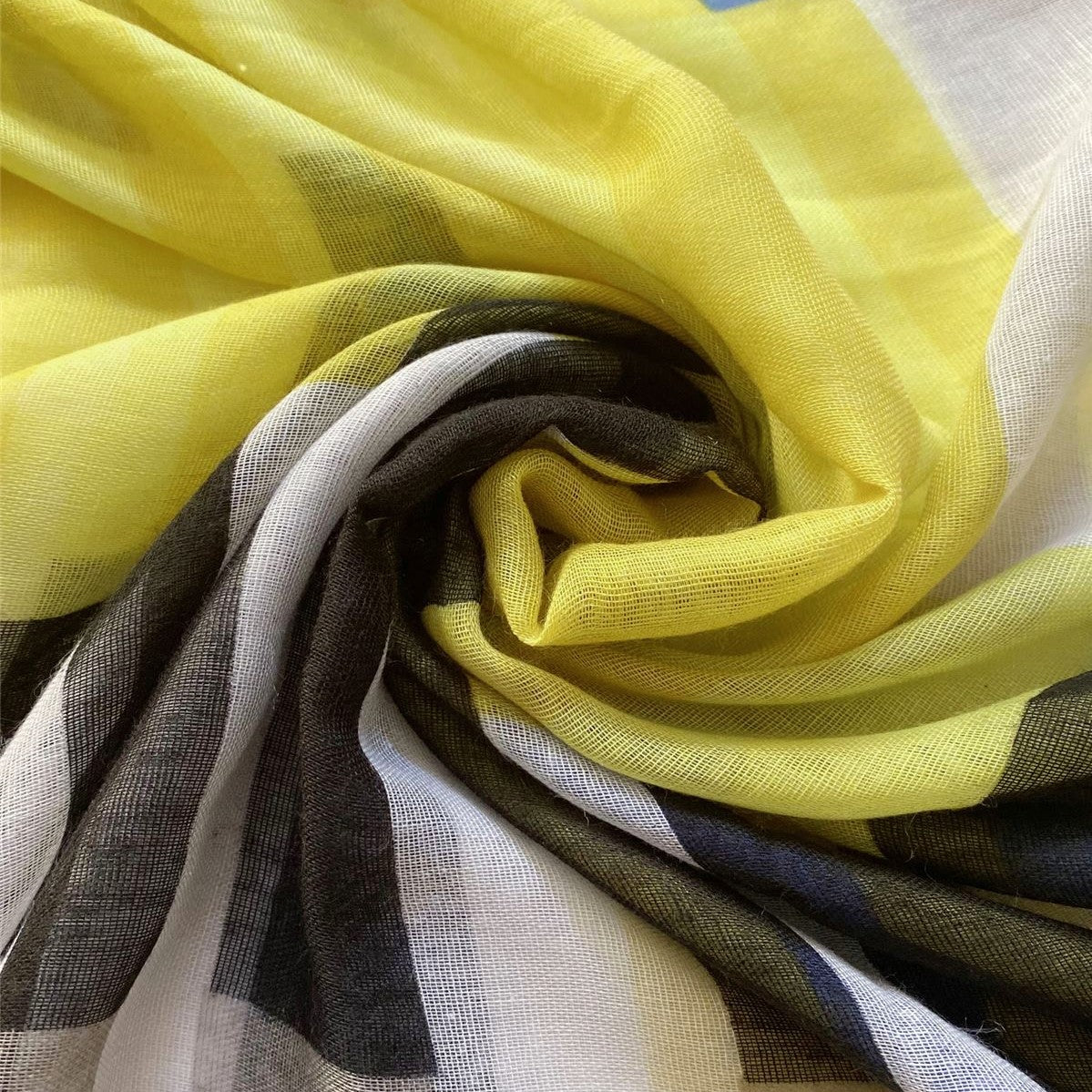 Žluto-Černá Šála-šátek s abstraktním obdélníkovým vzorem, 80 cm x 180 cm