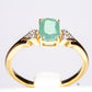 Pozlacený Stříbrný Prsten s Brazilským Smaragdem a Bílým Zirkonem